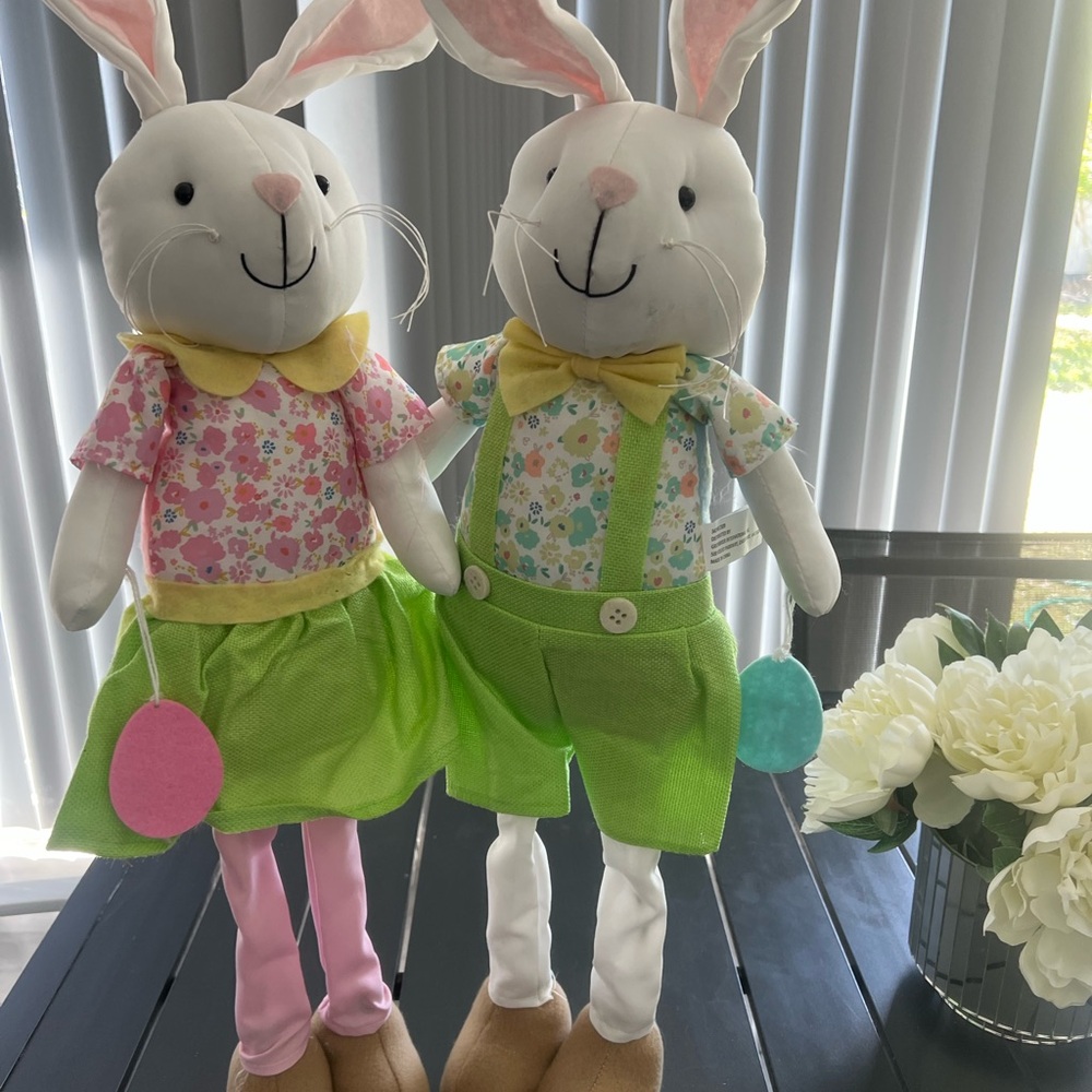 Plush Easter Bunny Pair in Pastel Floral Outfits Deco easter set large